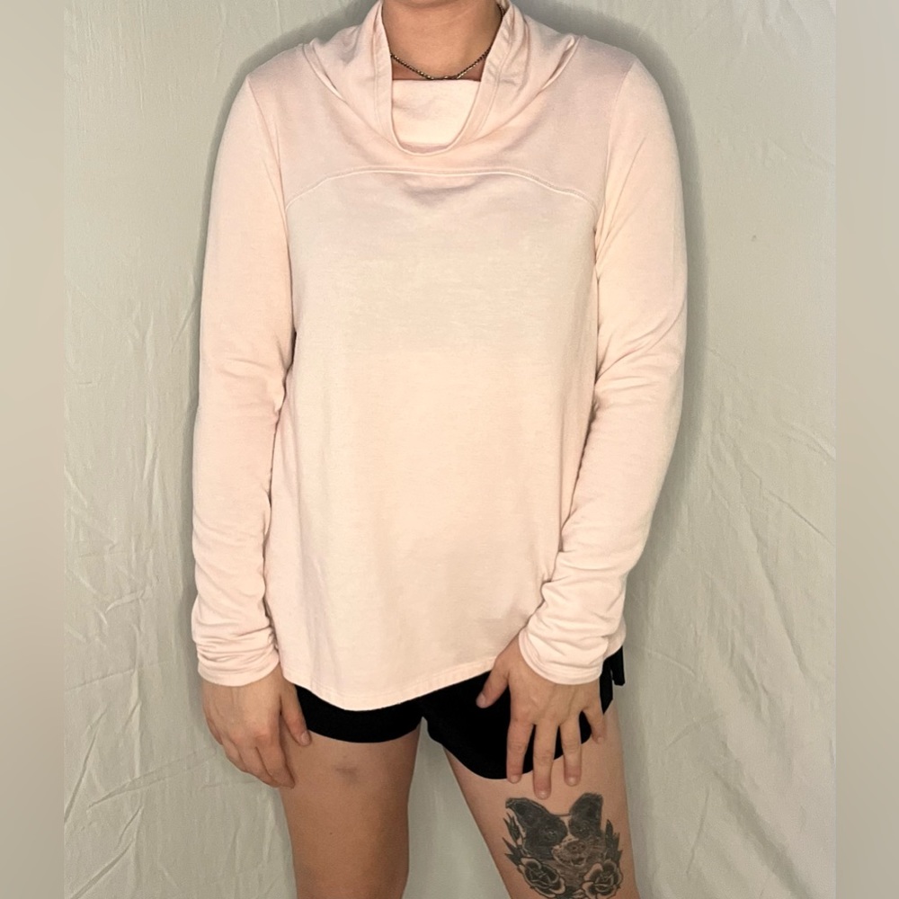Light Pink Athlete Pullover Women’s size M
